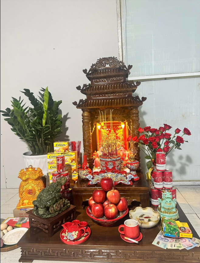 Ông cóc trên bàn thờ Thần Tài Lưu ý